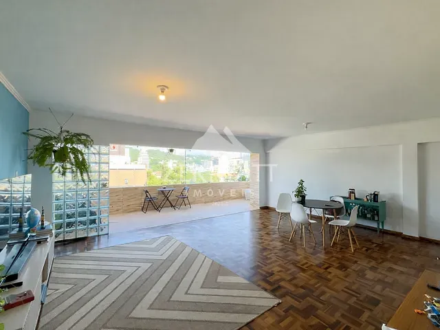 Apartamento com 207m² 3 quartos e 3 banheiros, à venda, no bairro Ponta Aguda em Blumenau