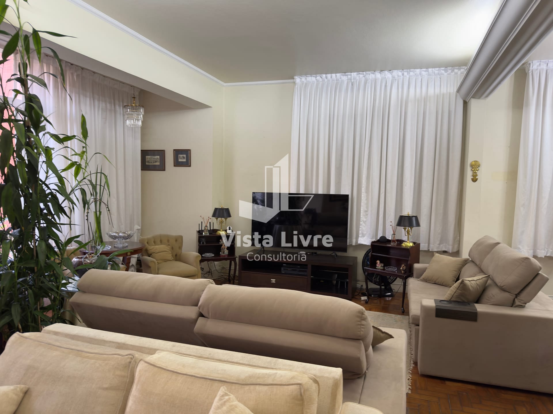 Apartamento, 4 quartos, 220 m² - Foto 1