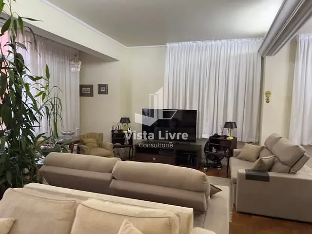 Apartamento com 220m² 4 quartos e 3 banheiros, à venda, no bairro Higienópolis em São Paulo