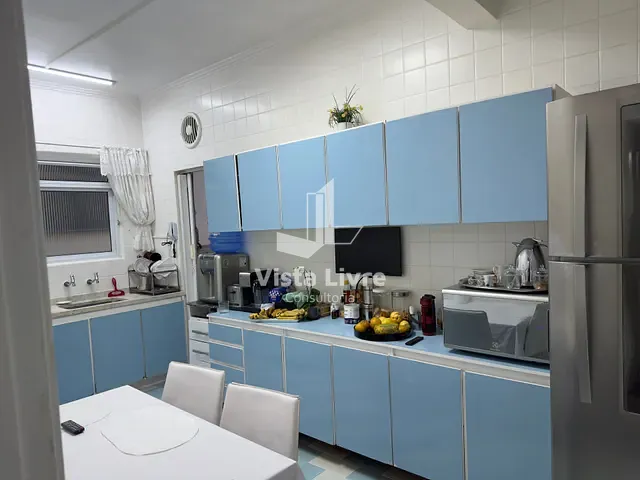 Apartamento com 220m² 4 quartos e 3 banheiros, à venda, no bairro Higienópolis em São Paulo