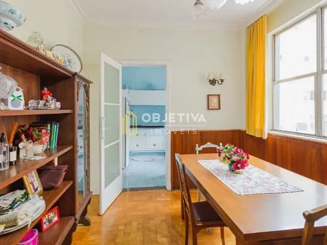 Apartamento 4 quartos e 3 banheiros, à venda, no bairro Moinhos de Vento em Porto Alegre