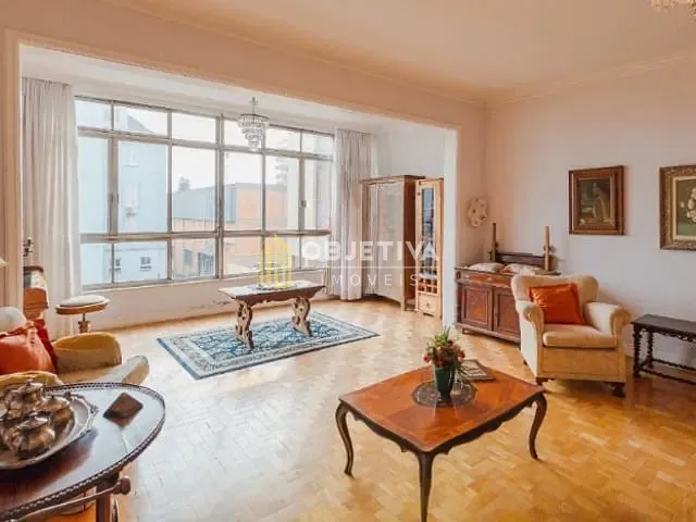 Apartamento 4 quartos e 3 banheiros, à venda, no bairro Moinhos de Vento em Porto Alegre