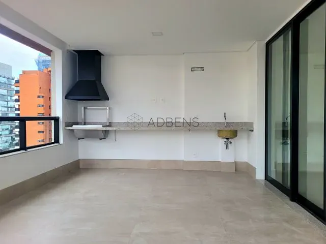 Apartamento 3 quartos e 4 banheiros, à venda, no bairro Pinheiros em São Paulo