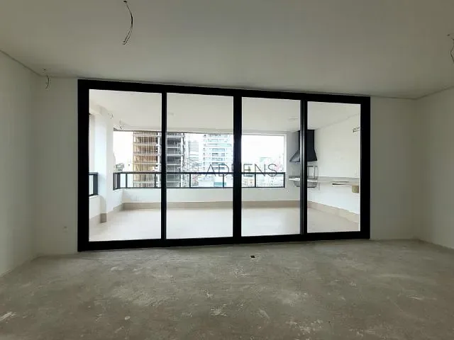 Apartamento 3 quartos e 4 banheiros, à venda, no bairro Pinheiros em São Paulo