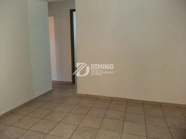 Apartamento com 63m² 3 quartos e 1 banheiro, à venda, no bairro São Benedito em Uberaba