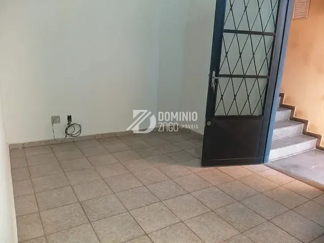 Apartamento com 63m² 3 quartos e 1 banheiro, à venda, no bairro São Benedito em Uberaba