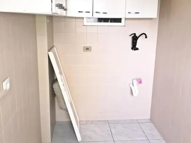 Apartamento 1 quarto e 1 banheiro, para alugar, no bairro Alto da Glória em Curitiba