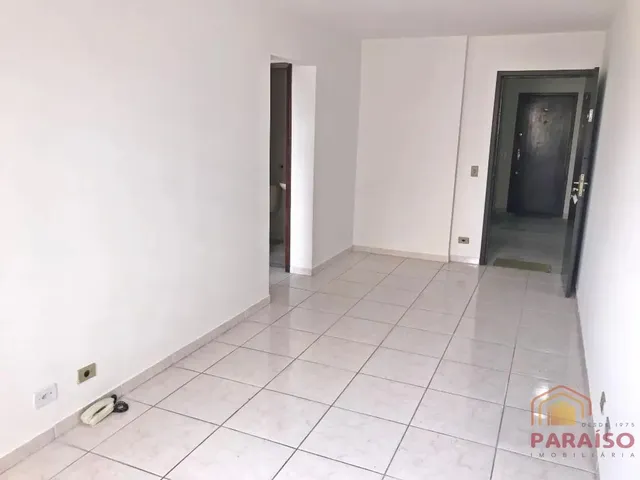 Apartamento 1 quarto e 1 banheiro, para alugar, no bairro Alto da Glória em Curitiba