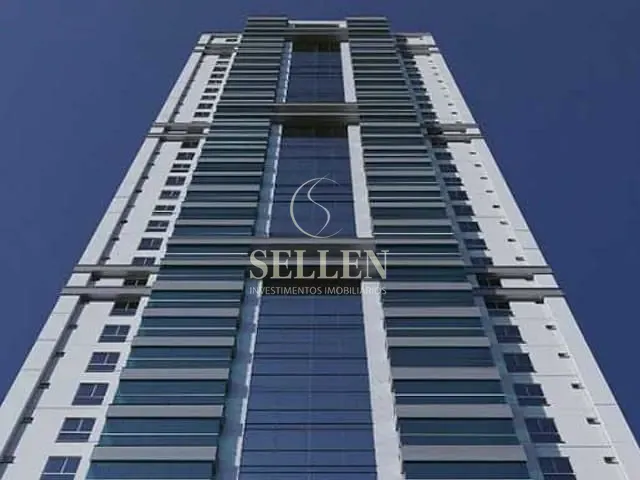 Apartamento 2 quartos e 2 banheiros, à venda, no bairro Centro em Balneário Camboriú