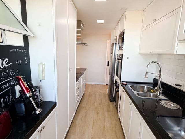 Apartamento 3 quartos e 1 banheiro, para alugar, no bairro Glória em Macaé