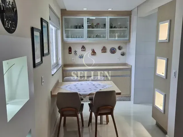 Apartamento 3 quartos e 5 banheiros, à venda, no bairro América em Joinville