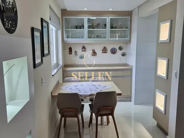 Apartamento 3 quartos e 5 banheiros, à venda, no bairro América em Joinville