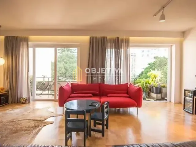 Apartamento 3 quartos e 4 banheiros, à venda, no bairro Moinhos de Vento em Porto Alegre