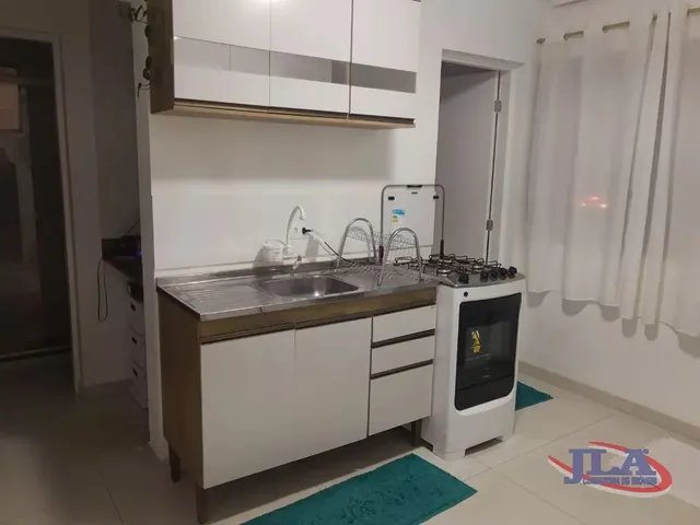 Apartamento 2 quartos e 1 banheiro, à venda, no bairro Portão em Curitiba