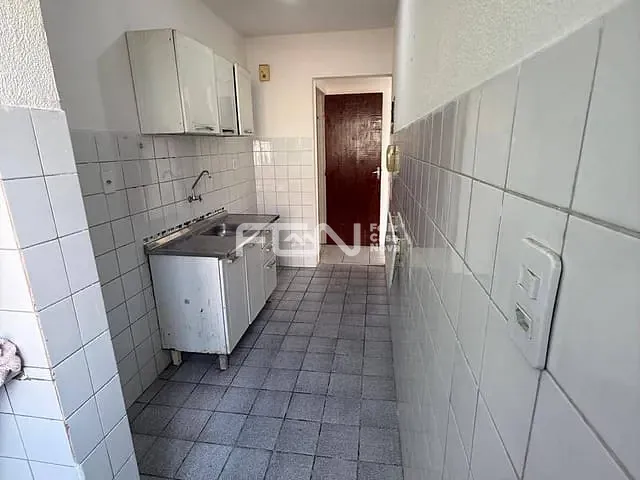 Apartamento 2 quartos e 1 banheiro, à venda ou para alugar, no bairro Gleba C em Camaçari