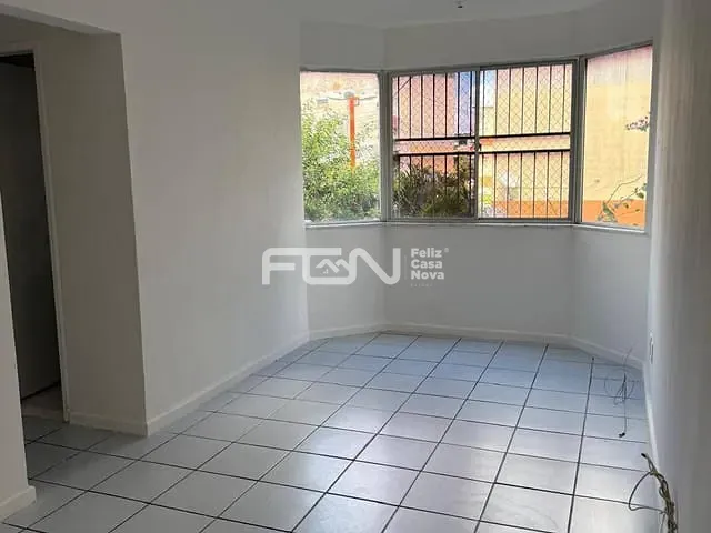 Apartamento 2 quartos e 1 banheiro, à venda ou para alugar, no bairro Gleba C em Camaçari
