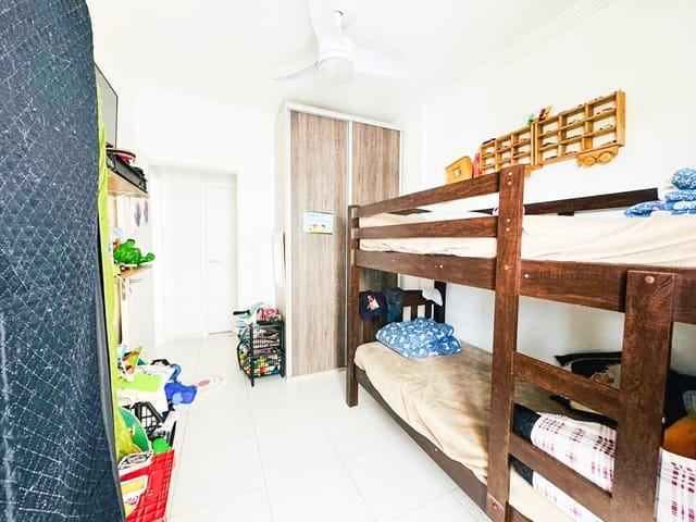 Apartamento 2 quartos e 2 banheiros, à venda ou para alugar, no bairro Indaiá em Bertioga