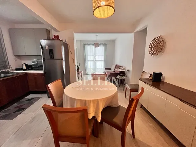 Apartamento 3 quartos e 2 banheiros, para alugar, no bairro Centro em Balneário Camboriú