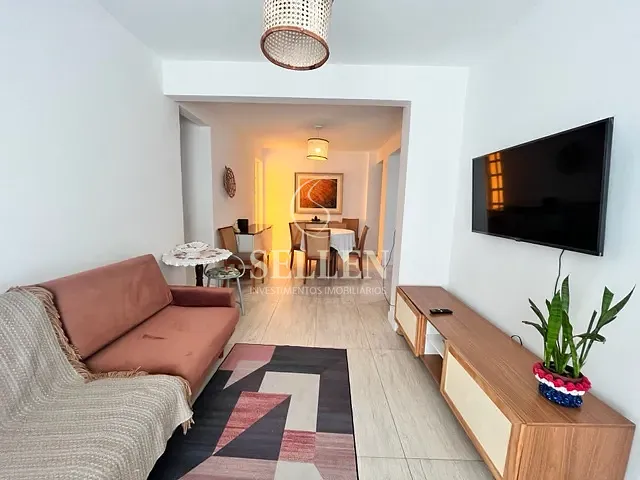Apartamento 3 quartos e 2 banheiros, para alugar, no bairro Centro em Balneário Camboriú