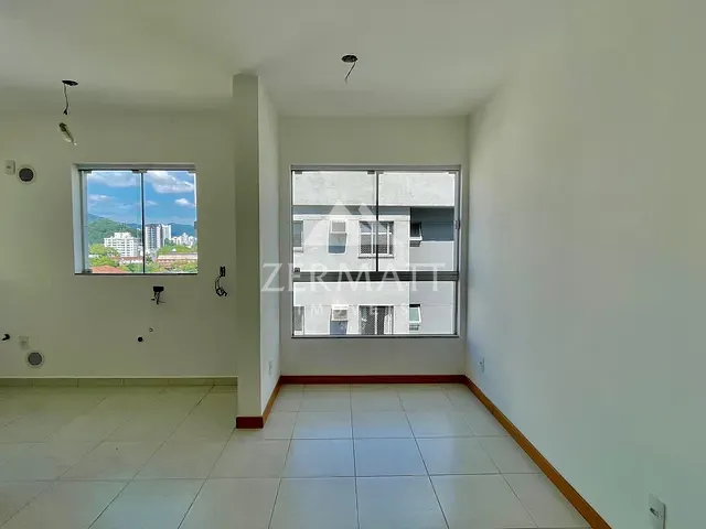 Apartamento 2 quartos e 2 banheiros, à venda ou para alugar, no bairro Itoupava Norte em Blumenau