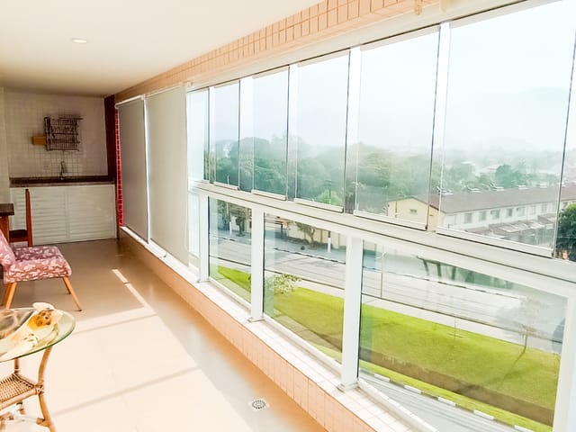 Apartamento 2 quartos e 2 banheiros, à venda, no bairro Centro em Bertioga