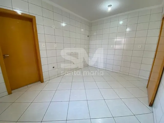 Apartamento 3 quartos e 2 banheiros, para alugar, no bairro SAIC em Chapecó