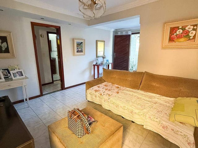 Apartamento 2 quartos e 1 banheiro, para alugar, no bairro Alto Cajueiros em Macaé