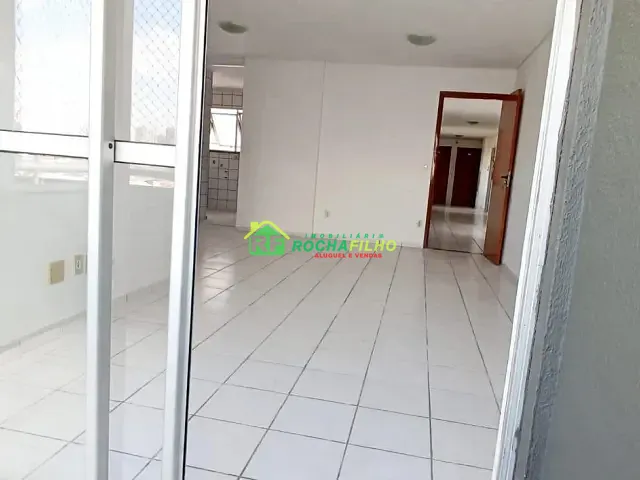 Apartamento 4 quartos e 3 banheiros, para alugar, no bairro Fátima em Teresina