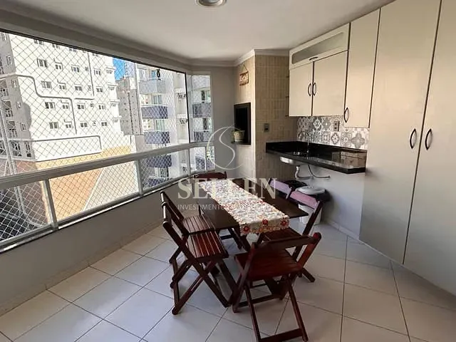 Apartamento com 23m² 2 quartos e 3 banheiros, para alugar, no bairro Centro em Balneário Camboriú