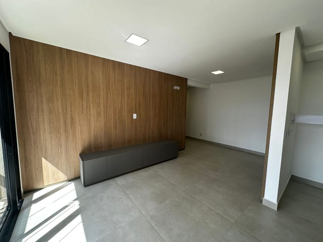 Apartamento 2 quartos e 2 banheiros, para alugar, no bairro Setor Marista em Goiânia