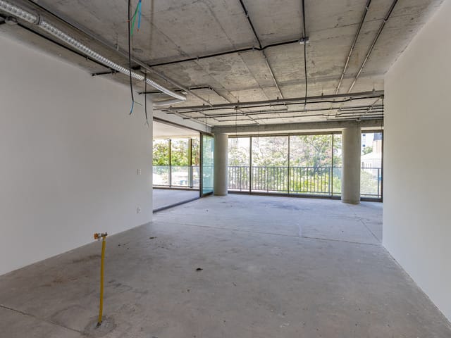 Apartamento com 204m² 3 quartos e 5 banheiros, à venda, no bairro Vila Nova Conceição em São Paulo
