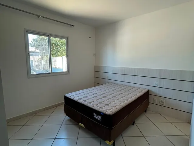 Apartamento 2 quartos e 2 banheiros, para alugar, no bairro Lagoa em Macaé
