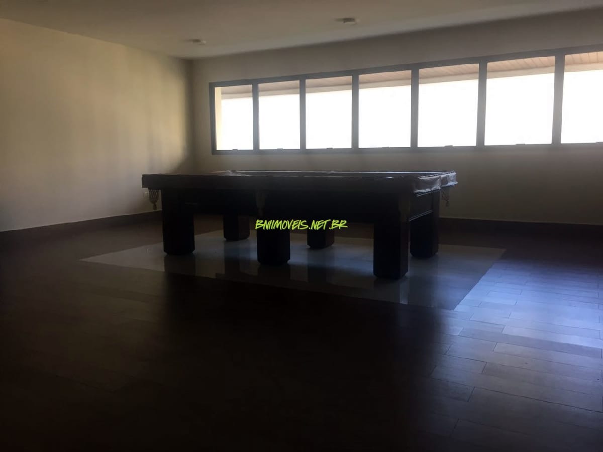 Apartamento para alugar com 3 quartos, 170m² - Foto 22