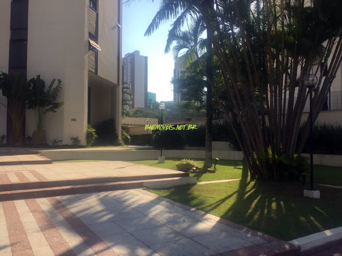 Apartamento para alugar com 3 quartos, 170m² - Foto 9