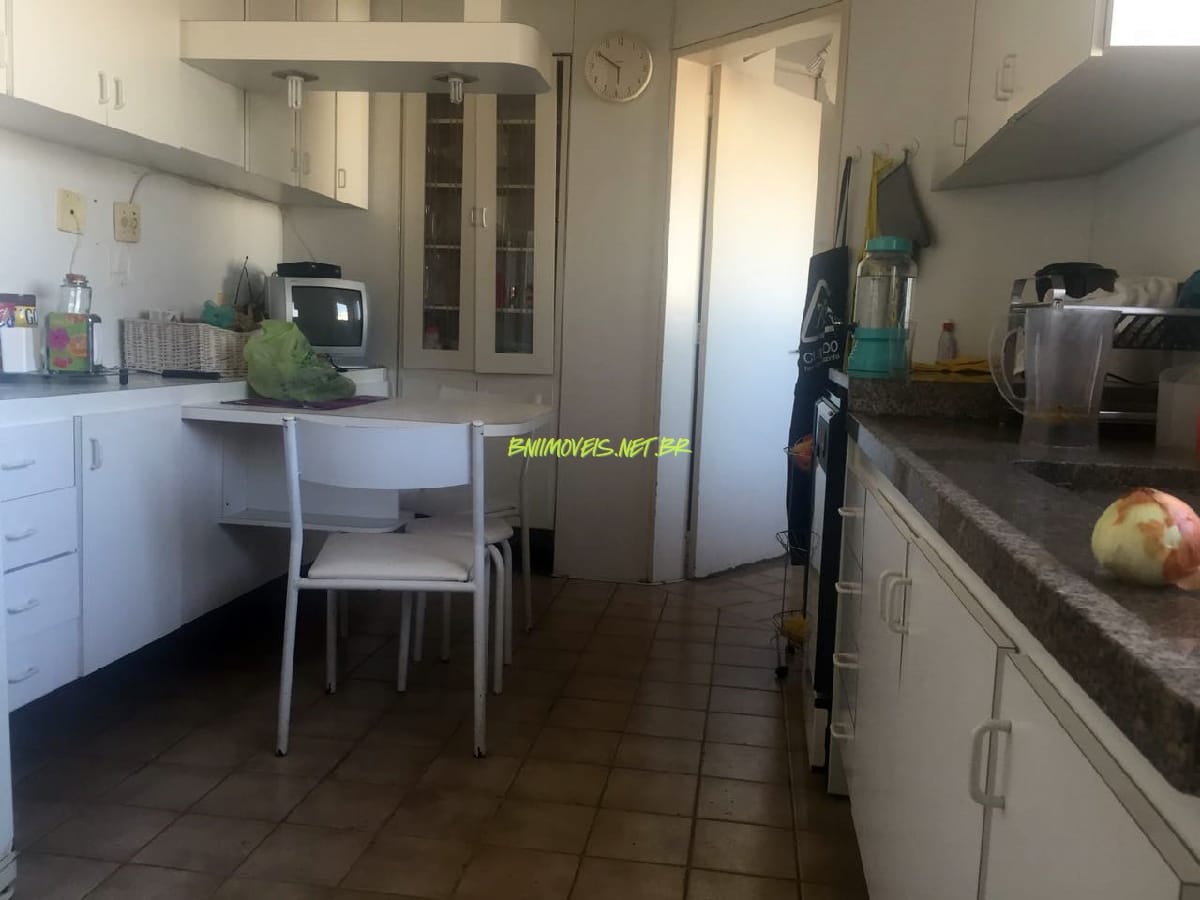 Apartamento para alugar com 3 quartos, 170m² - Foto 33