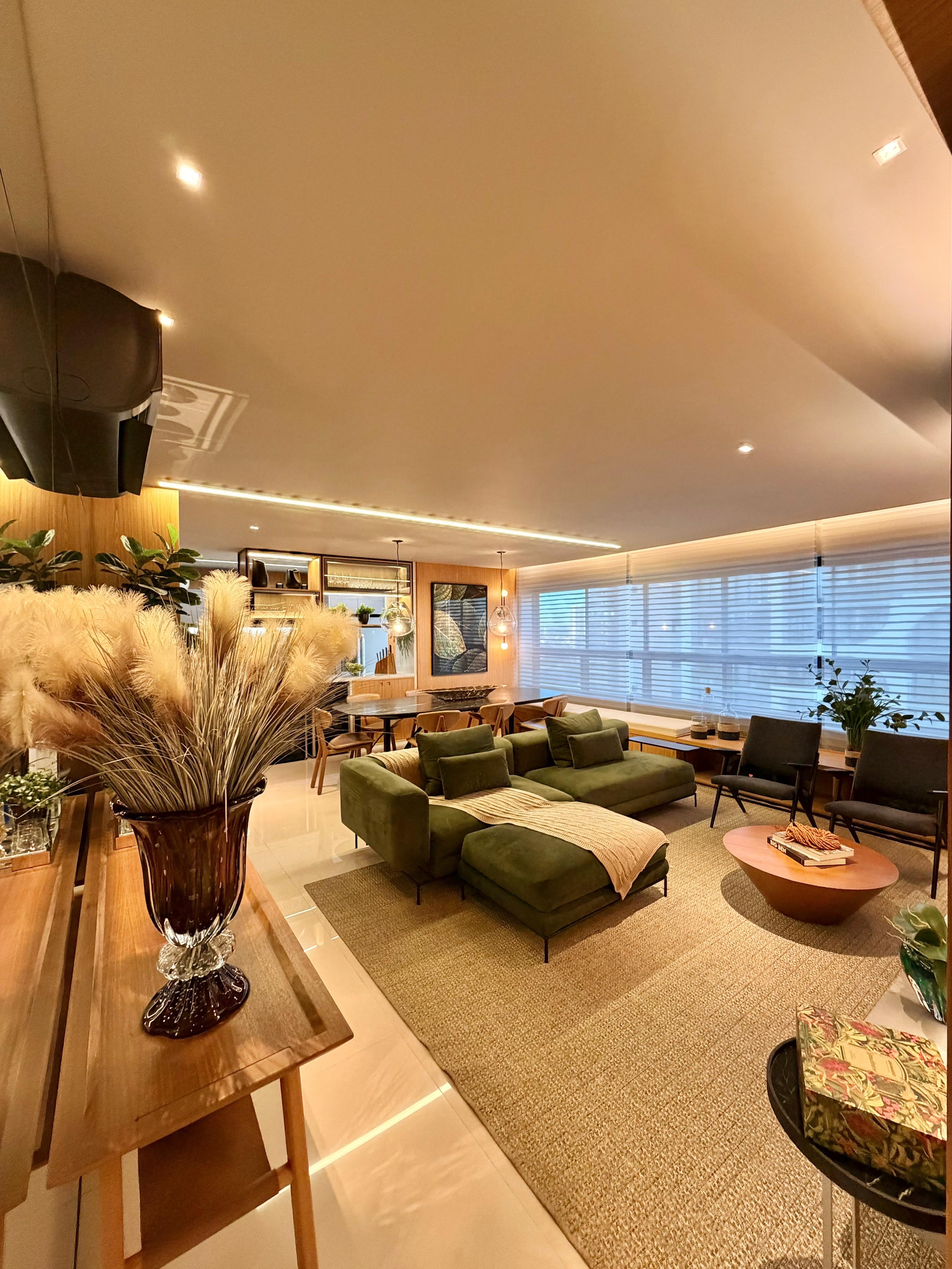 Apartamento mobiliado e decorado à venda com 126m², 3 suítes, Setor Marista, Goiânia, GO