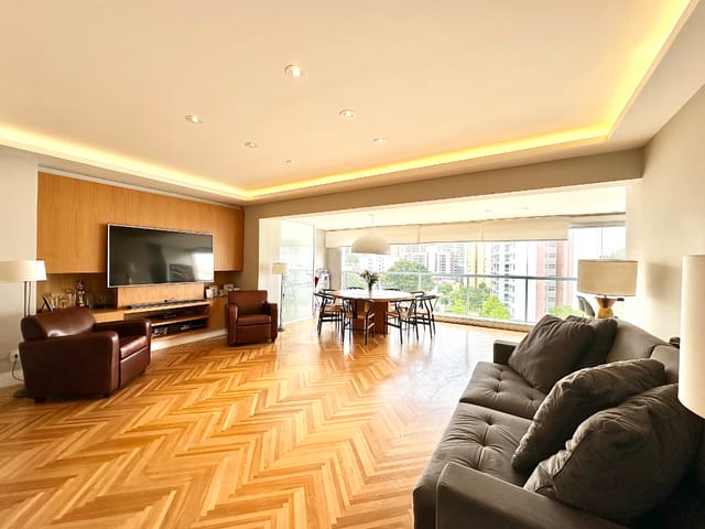 Apartamento com 171m² 3 quartos e 4 banheiros, à venda, no bairro Aclimação em São Paulo