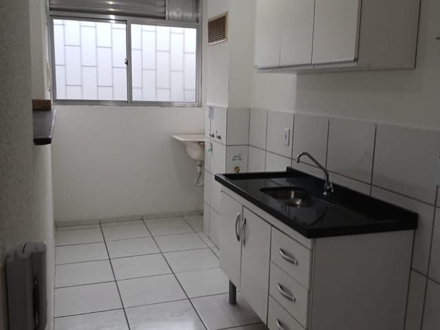 Apartamento 2 quartos e 1 banheiro, à venda, no bairro Parque Jóquei Club em Campos dos Goytacazes