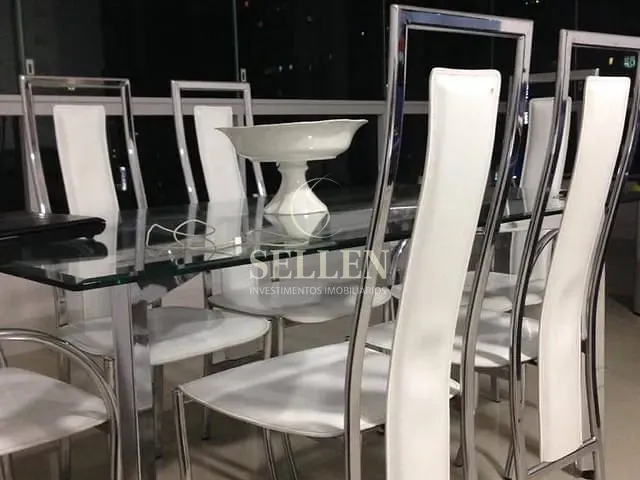 Apartamento 3 quartos e 2 banheiros, para alugar, no bairro Centro em Balneário Camboriú