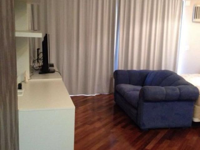 Foto do Apartamento - Apartamento com 1 dormitório para alugar, 58 m² por R$ 1.800,00/mês - Jardim Aquarius - São José dos Campos/SP | RUSSI IMÓVEIS