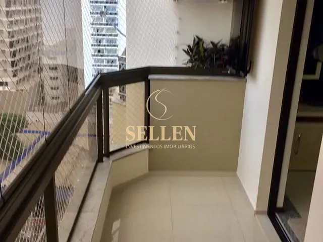 Apartamento 4 quartos e 3 banheiros, para alugar, no bairro Centro em Balneário Camboriú