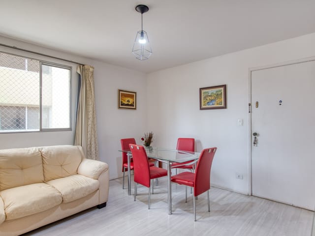 Apartamento com 1168m² 3 quartos e 2 banheiros, à venda, no bairro Jardim das Acácias em São Paulo