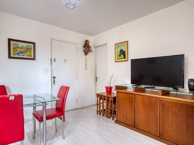 Apartamento com 1168m² 3 quartos e 2 banheiros, à venda, no bairro Jardim das Acácias em São Paulo