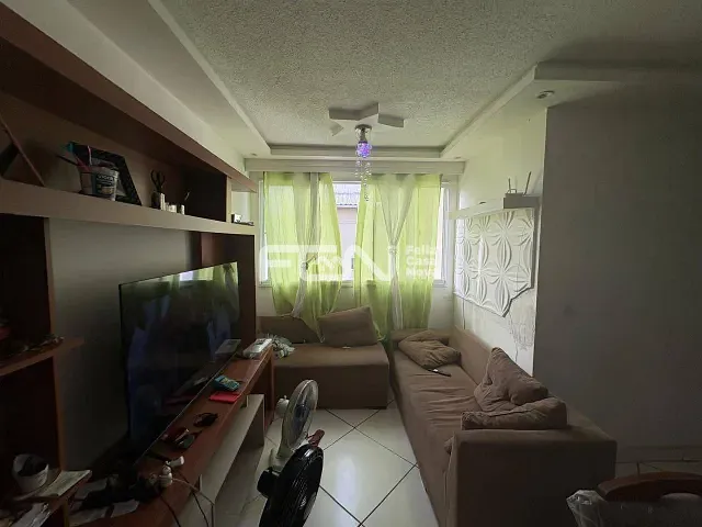 Apartamento 2 quartos e 1 banheiro, à venda, no bairro Jardim Limoeiro em Camaçari