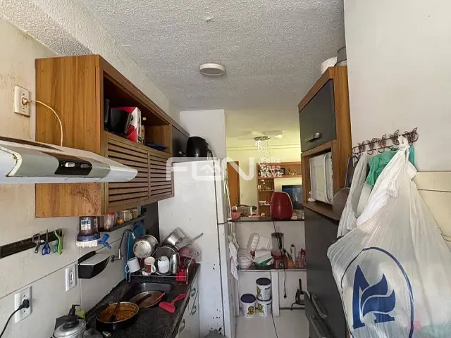 Apartamento 2 quartos e 1 banheiro, à venda, no bairro Jardim Limoeiro em Camaçari