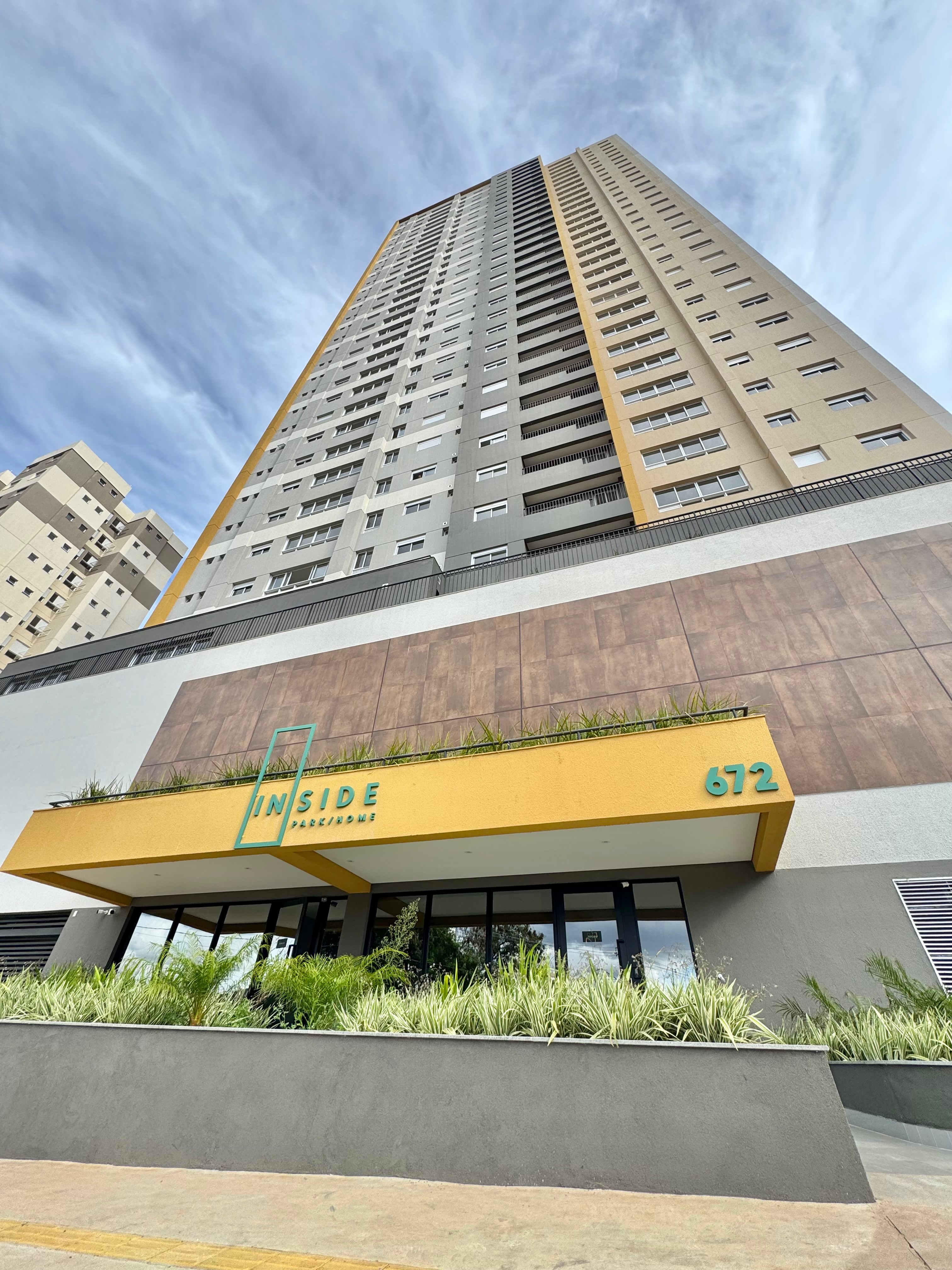 Apartamento à venda, 2 quartos sendo 1 suíte, 63m2, no Inside Park Home, Vila Rosa, Goiânia, GO.