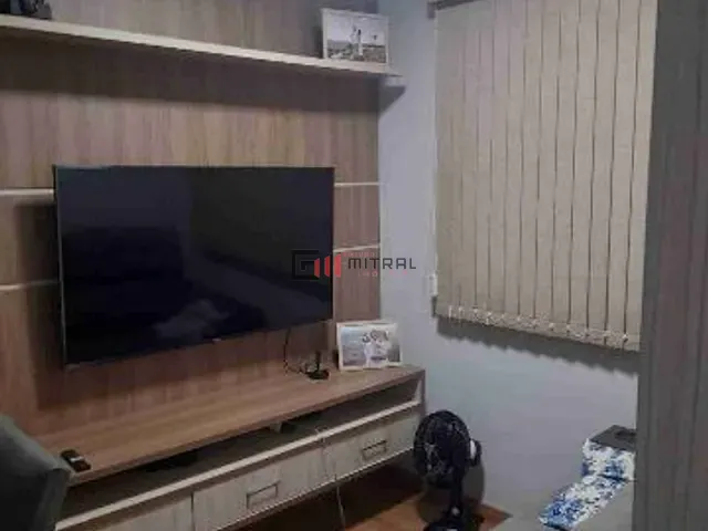 Apartamento 2 quartos e 1 banheiro, à venda, no bairro Jardim Montecatini em Cambé