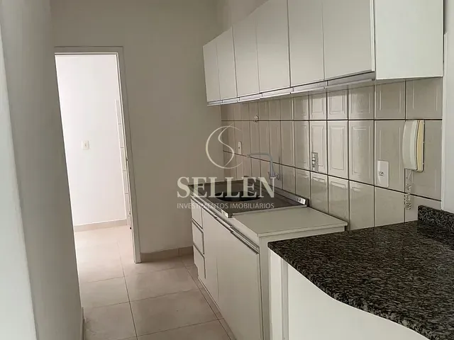 Apartamento 1 quarto e 1 banheiro, para alugar, no bairro Pioneiros em Balneário Camboriú