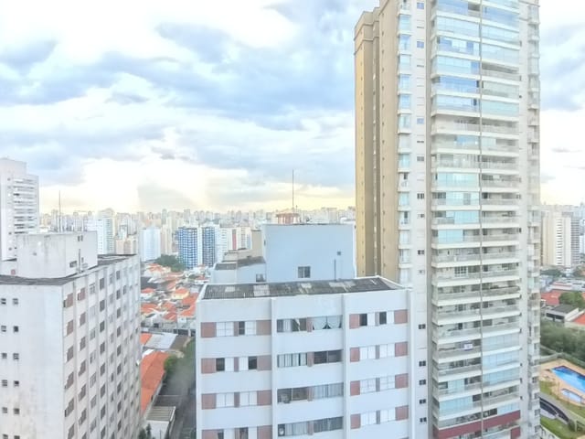 Apartamento com 151m² 3 quartos e 4 banheiros, à venda, no bairro Vila Gumercindo em São Paulo