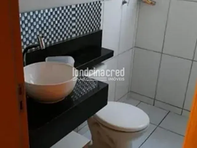 Apartamento 2 quartos e 1 banheiro, à venda, no bairro Jardim Maria Luiza em Londrina